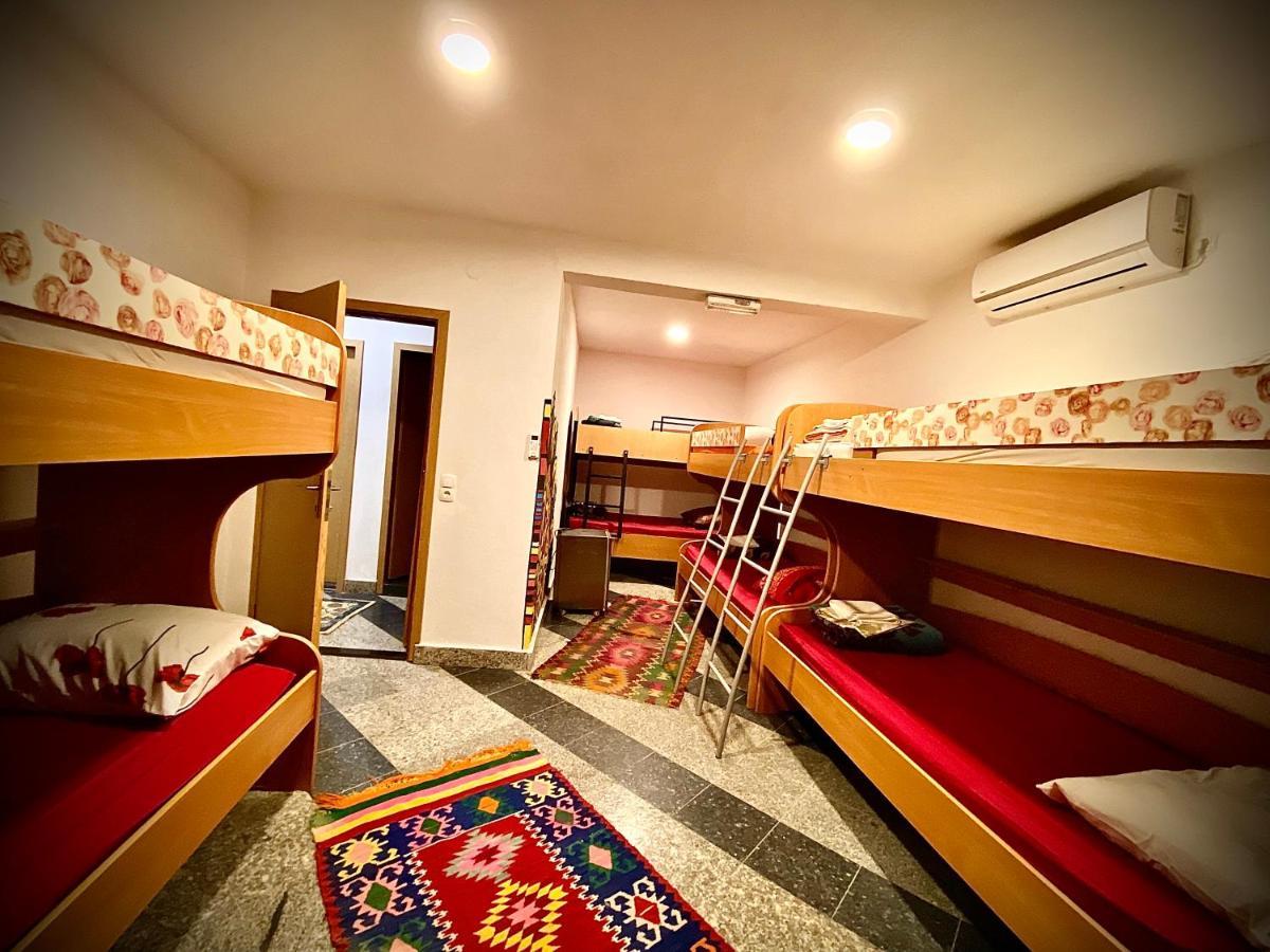 Hostel Backpackers Мостар Екстер'єр фото