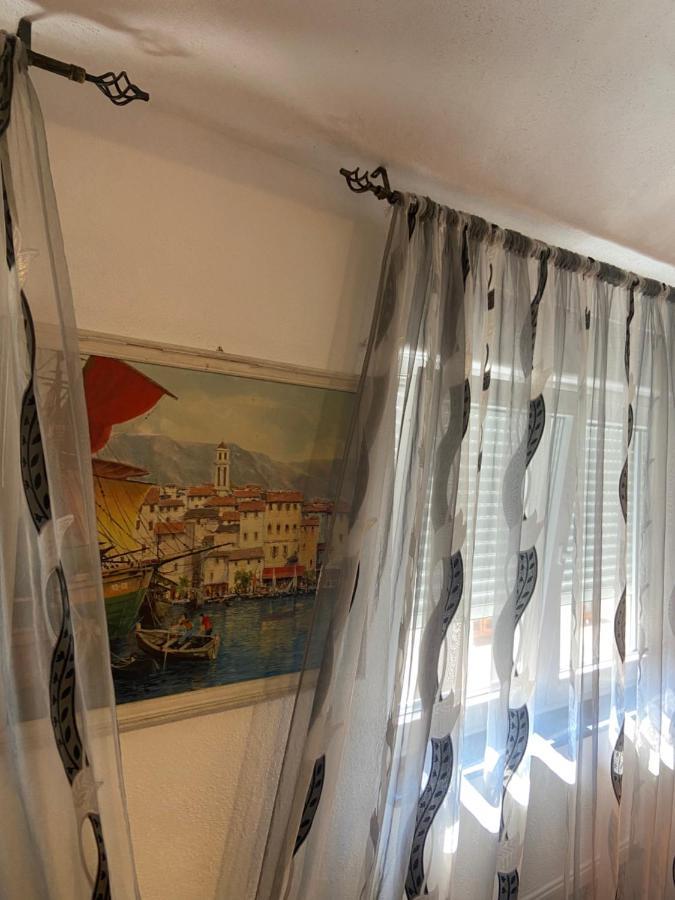 Hostel Backpackers Мостар Екстер'єр фото