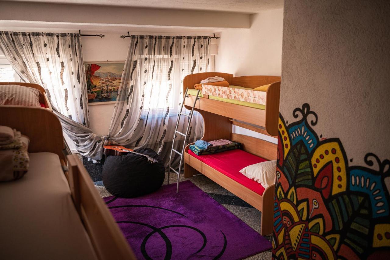 Hostel Backpackers Мостар Екстер'єр фото