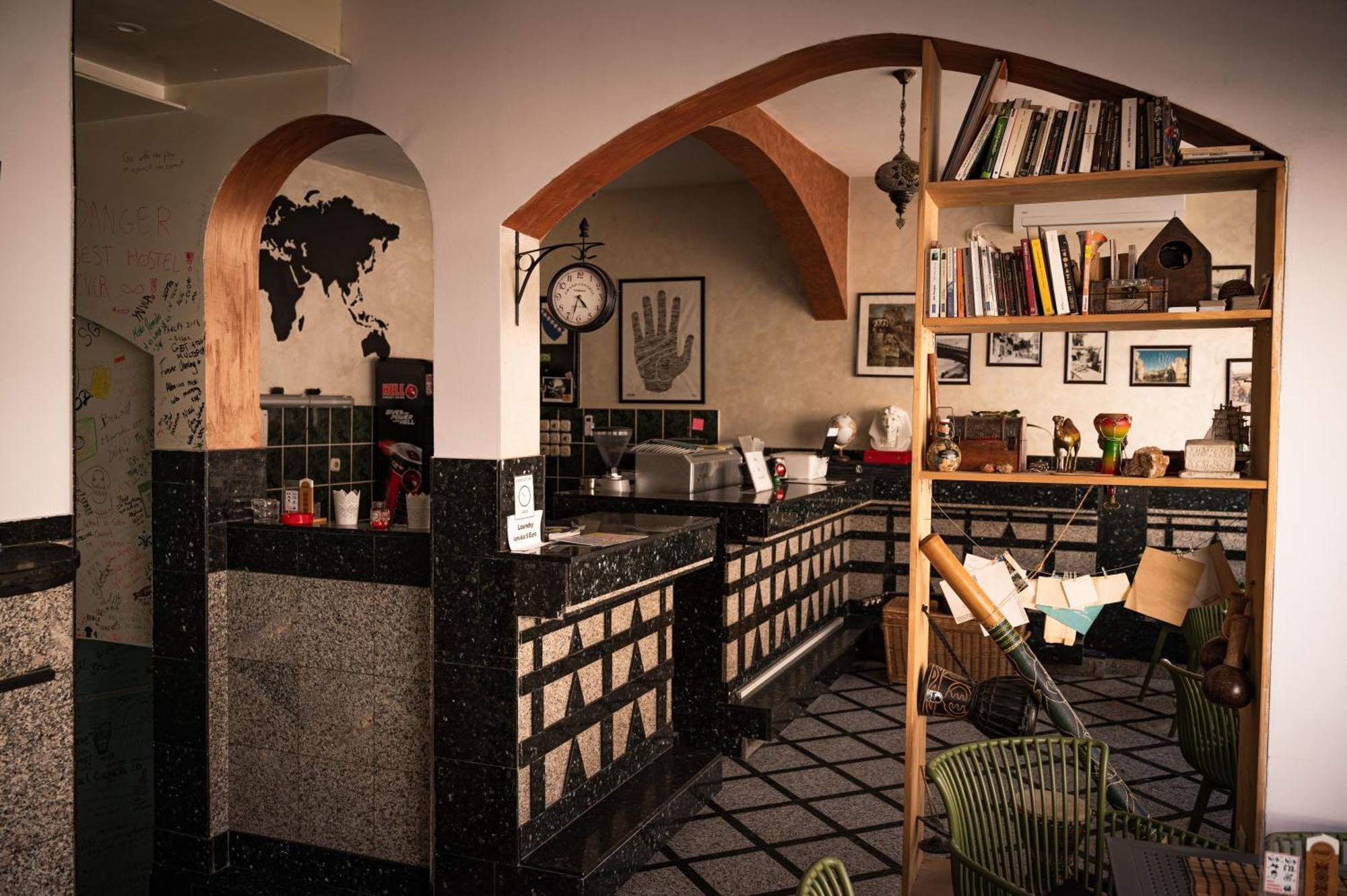 Hostel Backpackers Мостар Екстер'єр фото