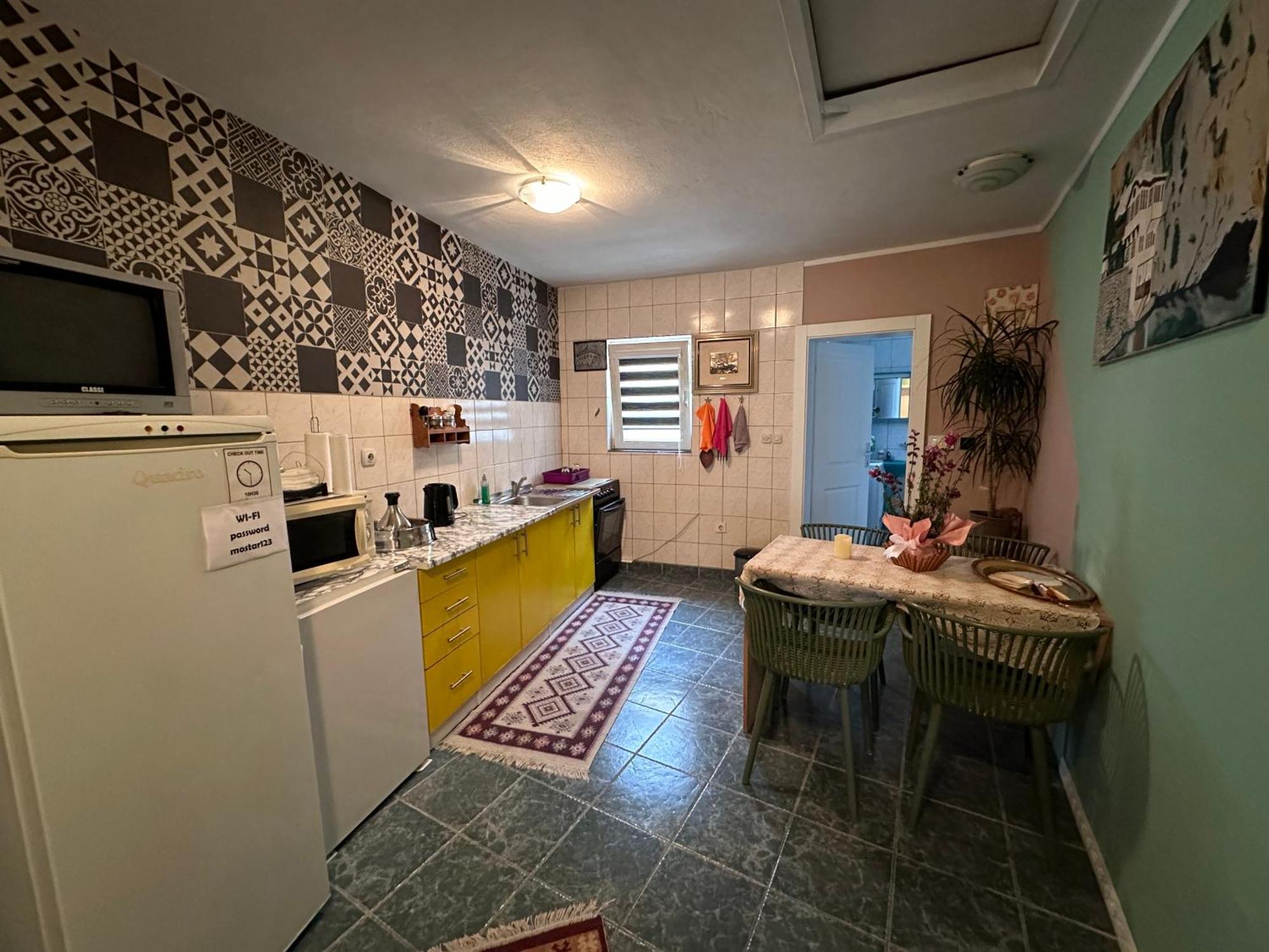 Hostel Backpackers Мостар Екстер'єр фото