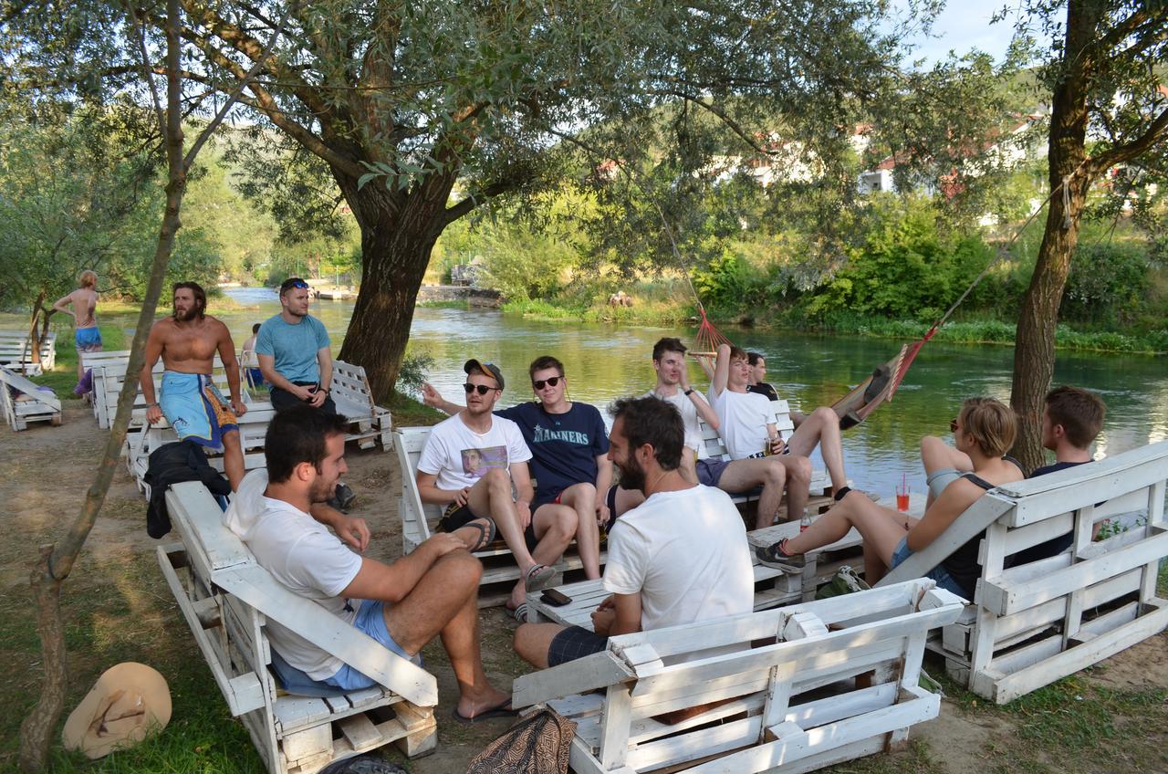 Hostel Backpackers Мостар Екстер'єр фото